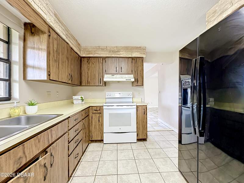 3 bedroom Single Family Residence at 517 Legume Drive, Hamlet, Port Orange — photo 4