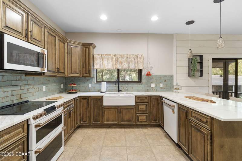 3 bedroom Single Family Residence at 1268 McGregor Road, DeLand, DeLand — photo 4
