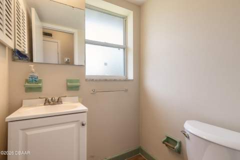 1318 Killian Street, Daytona Beach FL - photo 16 of 41