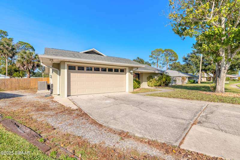 3 bedroom Single Family Residence at 1105 Donnell Drive, Willow Run, Port Orange — photo 3