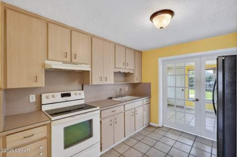 39 Margaret Road, Ormond Beach FL - photo 8 of 31