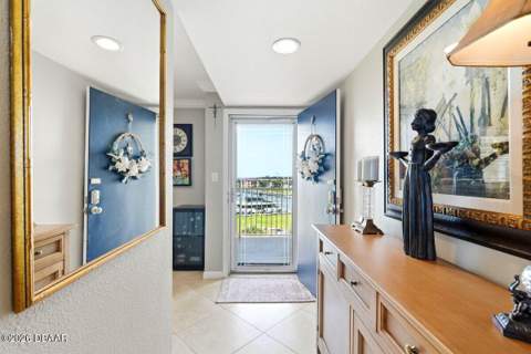 552 Marina Point Drive, Daytona Beach FL - photo 9 of 59