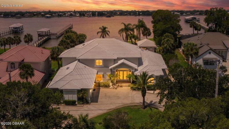 5 bedroom Single Family Residence at 626 Riverside Drive, Ormond Beach, Ormond Beach — photo 3