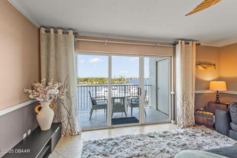 533 Marina Point Drive #533, Daytona Beach FL - photo 6 of 48