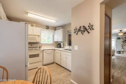 160 Magnolia Loop, Port Orange FL - photo 14 of 32