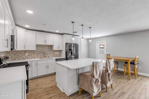 3655 Dame Street, Port Orange FL - photo 12 of 42