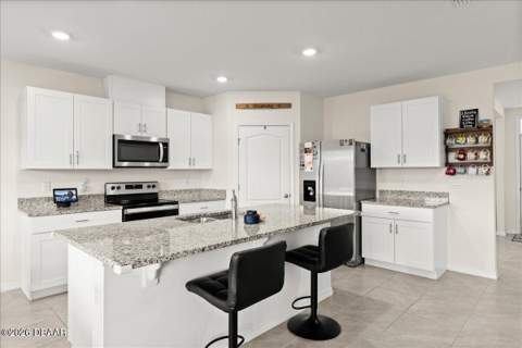 1317 Middle Lake Drive, Ormond Beach FL - photo 10 of 47