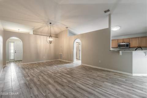 3873 Sunset Cove Drive, Port Orange FL - photo 8 of 47