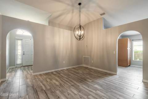 3873 Sunset Cove Drive, Port Orange FL - photo 10 of 47
