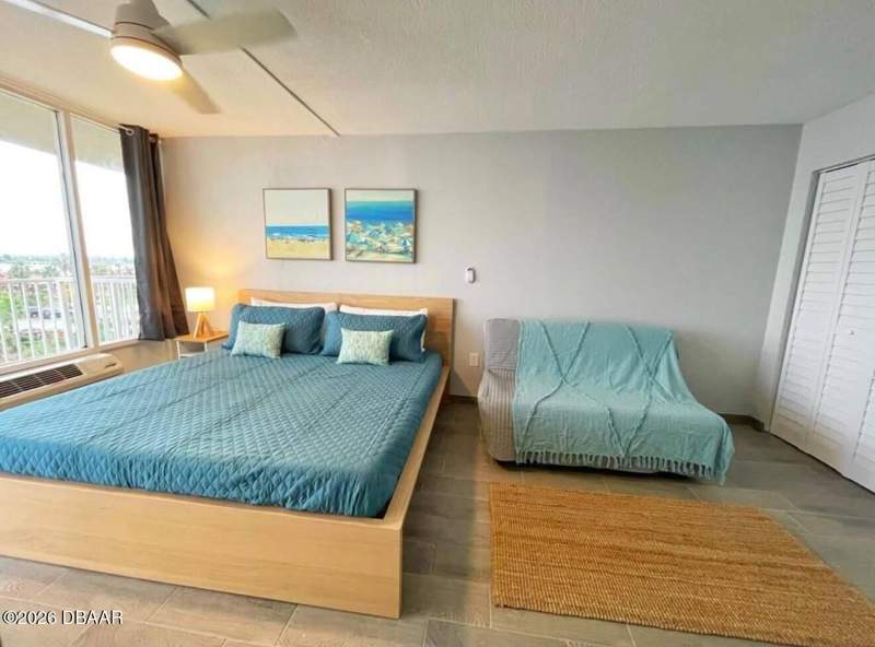 0 bedroom Condotel at 2043 S Atlantic Avenue #519, Castaways Beach Resort, A Condo, Daytona Beach — photo 5