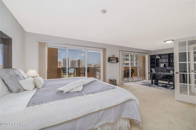 3 bedroom Condominium at 3 Oceans West Boulevard #7C1, Oceans Cloverleaf Condo, Daytona Beach Shores — photo 4