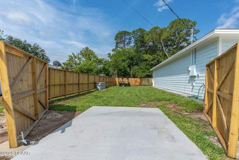 1598 Montgomery Avenue, Holly Hill FL - photo 23 of 26