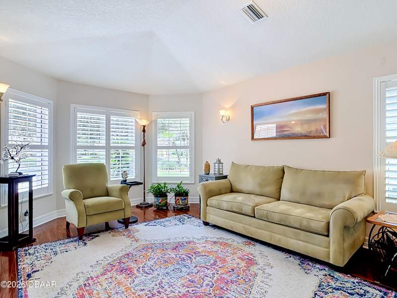 3 bedroom Single Family Residence at 10 Acclaim At Lionspaw, Lionspaw Acclaim Tr A, Daytona Beach — photo 5