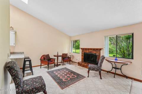 67 Village Circle, Palm Coast FL - photo 9 of 32