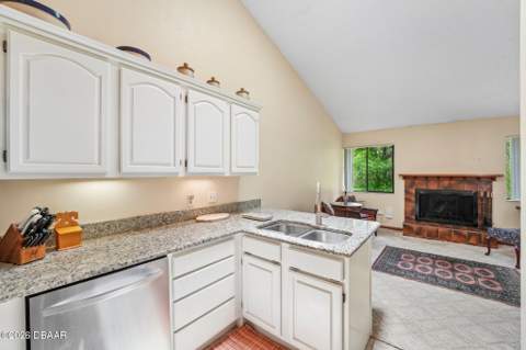 67 Village Circle, Palm Coast FL - photo 14 of 32