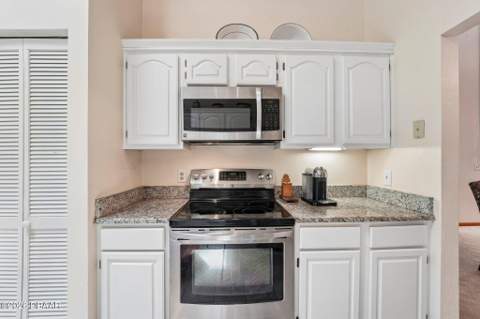 67 Village Circle, Palm Coast FL - photo 15 of 32