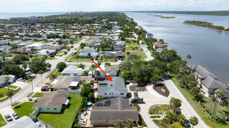 2 bedroom Single Family Residence at 2405 John Anderson Drive, Oakview Estates, Ormond Beach — photo 5