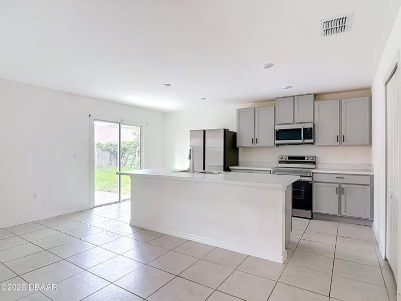4 bedroom Single Family Residence at 1123 Viking Drive, Viking, Port Orange — photo 5