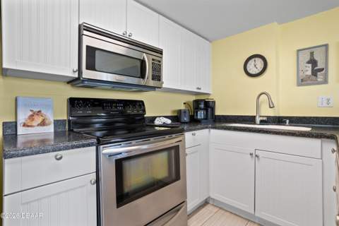 3647 S Atlantic Avenue #G6, Daytona Beach Shores FL - photo 17 of 52