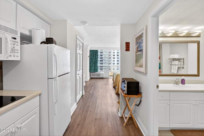0 bedroom Condotel at 2700 N Atlantic Avenue #715, Daytona Beach Resort & Conference Center, Daytona Beach — photo 2