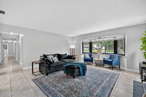 11 Rio Pinar Trail, Ormond Beach FL - photo 9 of 37