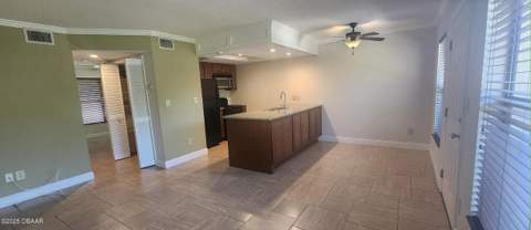 108 Lacosta Lane #512, Daytona Beach FL - photo 16 of 20