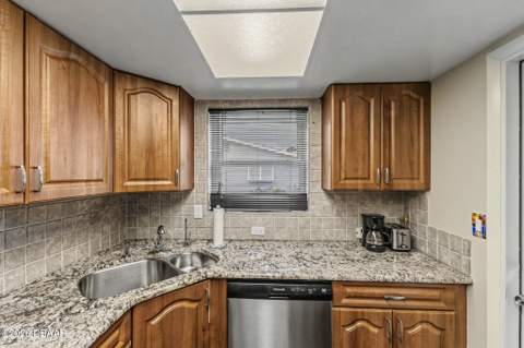 149 Coral Circle, South Daytona FL - photo 20 of 55