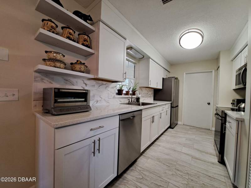 3 bedroom Single Family Residence at 700 Swarthmore Drive, Not on the List, DeLand — photo 3