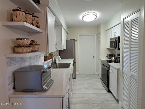 700 Swarthmore Drive, DeLand FL - photo 7 of 35