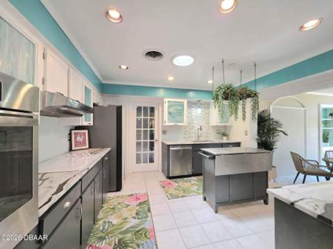 2405 John Anderson Drive, Ormond Beach FL - photo 16 of 62