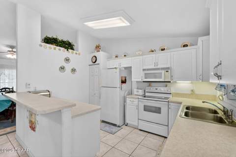 80 Roxboro Drive, Palm Coast FL - photo 13 of 40