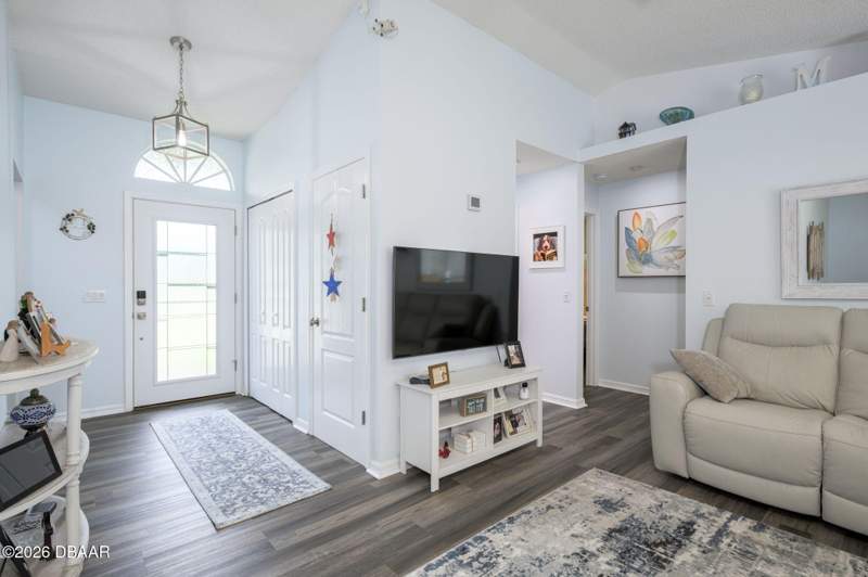 3 bedroom Single Family Residence at 6 Spiveys Court, Spiveys Farms, Ormond Beach — photo 3