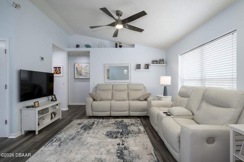 3 bedroom Single Family Residence at 6 Spiveys Court, Spiveys Farms, Ormond Beach — photo 4