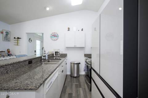 6 Spiveys Court, Ormond Beach FL - photo 10 of 42