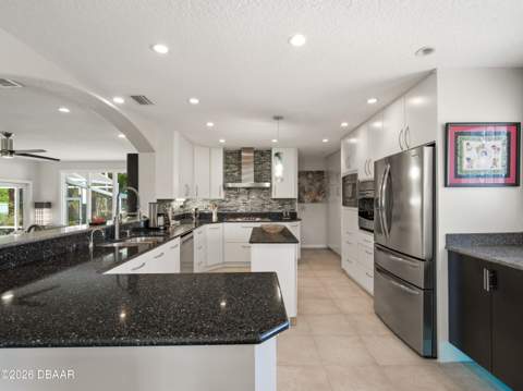 1508 S Riverside Drive, New Smyrna Beach FL - photo 13 of 95