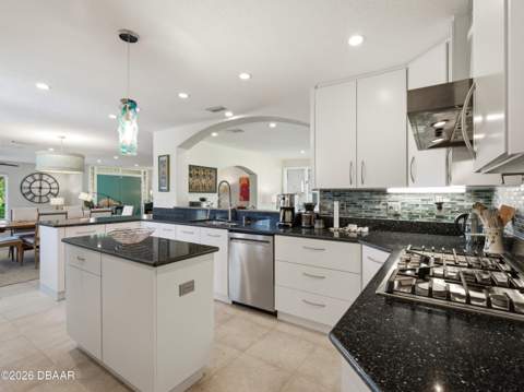 1508 S Riverside Drive, New Smyrna Beach FL - photo 16 of 95