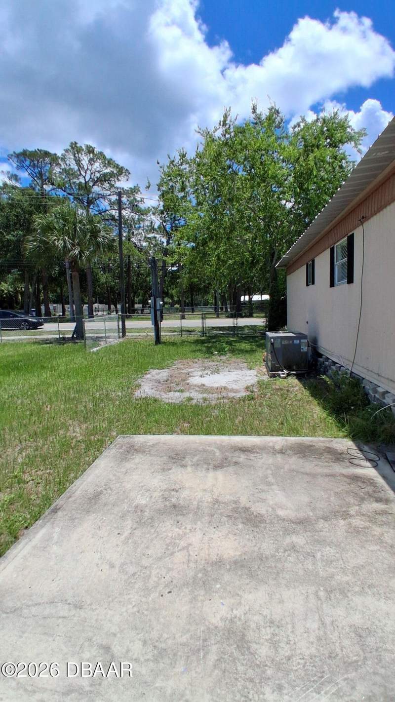 2 bedroom Mobile Home at 170 Iron Gate Circle, Twin Gates Mobile Estates, Port Orange — photo 5