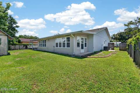 7 Lakeview Circle, Ormond Beach FL - photo 23 of 34