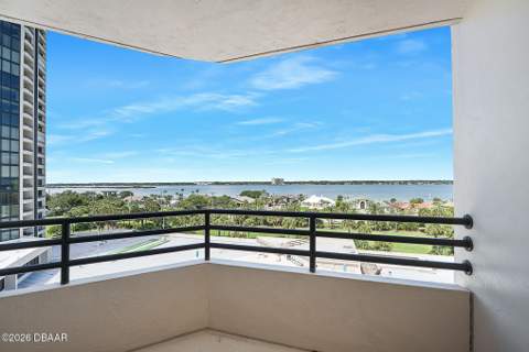 1 Oceans West Boulevard #6A6, Daytona Beach Shores FL - photo 14 of 33