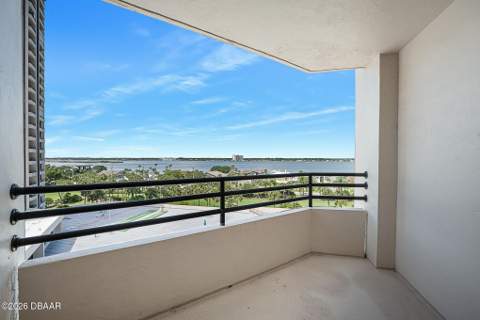 1 Oceans West Boulevard #6A6, Daytona Beach Shores FL - photo 18 of 33