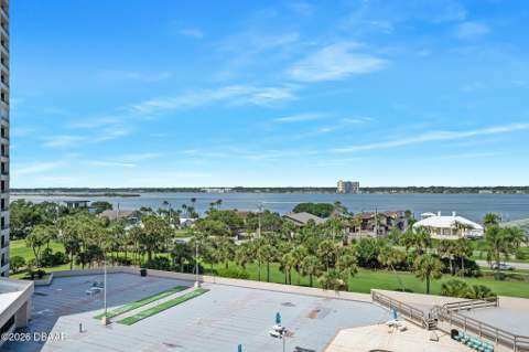 1 Oceans West Boulevard #6A6, Daytona Beach Shores FL - photo 19 of 33