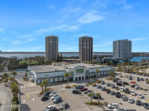 1 Oceans West Boulevard #6A6, Daytona Beach Shores FL - photo 23 of 33