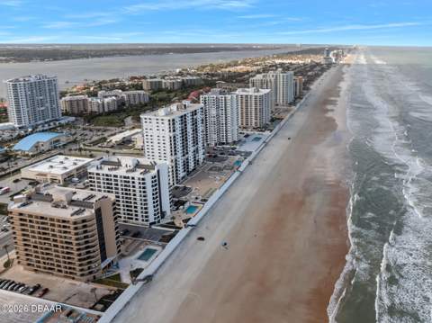 1 Oceans West Boulevard #6A6, Daytona Beach Shores FL - photo 24 of 33