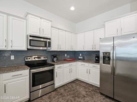 695 Grape Ivy Lane, New Smyrna Beach FL - photo 21 of 46