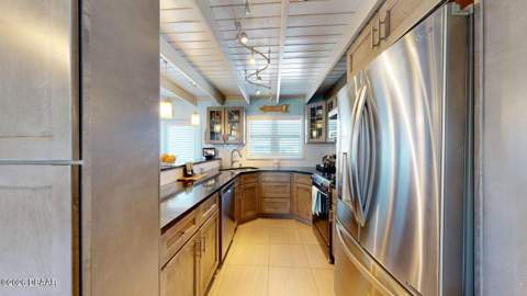 119 N Palmetto Avenue, Flagler Beach FL - photo 11 of 36