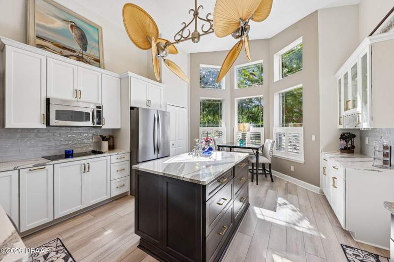 3 bedroom Single Family Residence at 456 Chelsea Place Avenue, Chelsea Place, Ormond Beach — photo 4