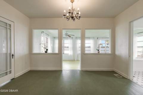 255 Lexington Drive, Daytona Beach FL - photo 7 of 40