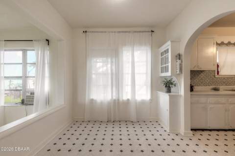 255 Lexington Drive, Daytona Beach FL - photo 10 of 40