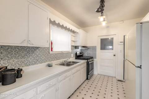 255 Lexington Drive, Daytona Beach FL - photo 13 of 40