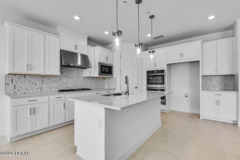 4 bedroom Single Family Residence at 672 Junonia Boulevard, Ardisia Park, New Smyrna Beach — photo 3